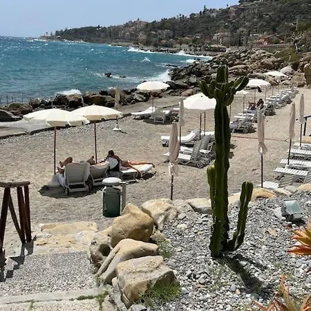 Vista Mare In Esclusiva