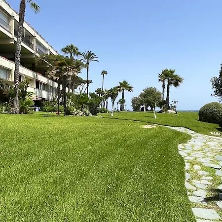 Apartamento Vista Mare In Esclusiva Bordighera